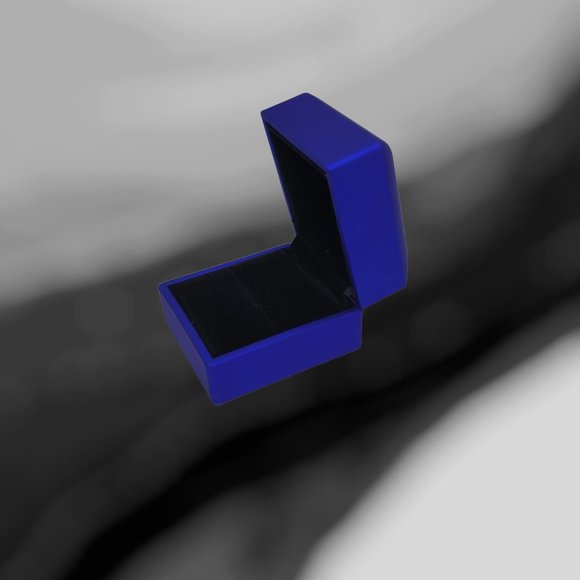 LED Lighted Engagement Ring Box. Sapphire Blue - Black Velvet - Picture 6 of 9